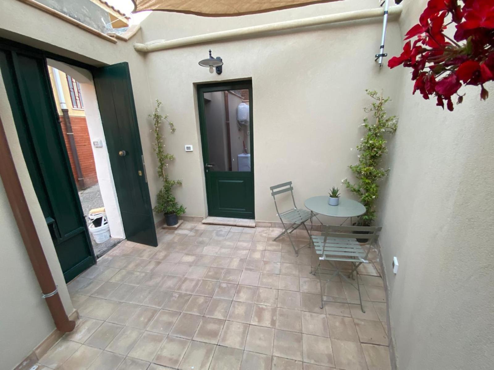 Le 2 Volte Casa Vacanza Acireale Exterior photo
